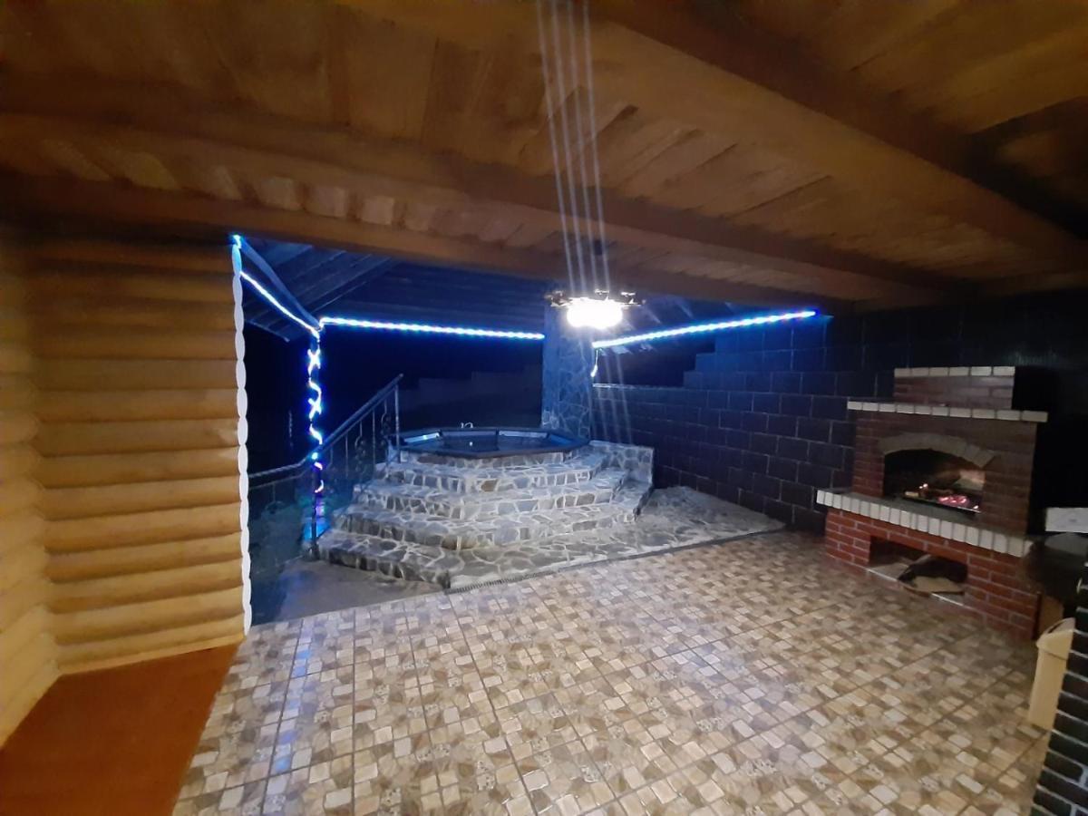 Mountain Dew Hotel Belasovitsa Bagian luar foto