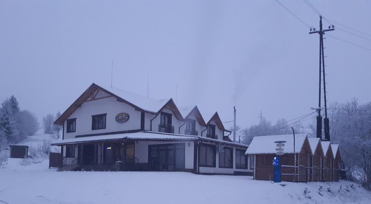 Mountain Dew Hotel Belasovitsa Bagian luar foto